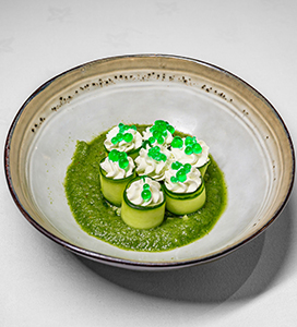 upload/familles/51624AubergeDuMontSaintMard_Gazpacho.jpg